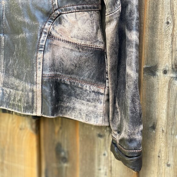 Vintage Danier Brown Distressed Leather Jacket Size S - Picture 11 of 16